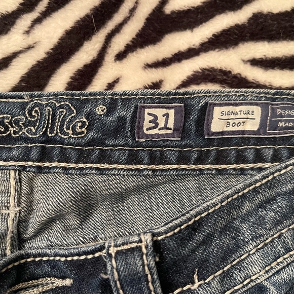 Women’s Miss Me Jeans 31x34 - Picture 2 of 3